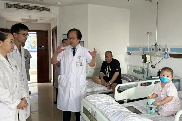 医疗动态丨生命的奇迹——我院脑肿瘤科成功救治菲律宾脑干肿瘤患儿