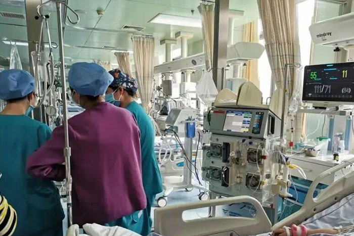 医疗动态丨青春突遭“穿越”,重症医学科应用免疫吸附助力女孩生命重启